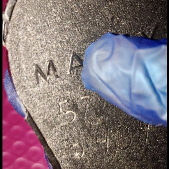 Mamiya C330 Pro Medium Format Film Camera with 135mm Lens And Focusing Thing - Picture 13 of 16